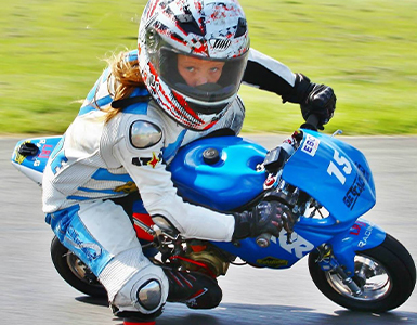 chloe jones female motor bikes rider uk riding mini moto